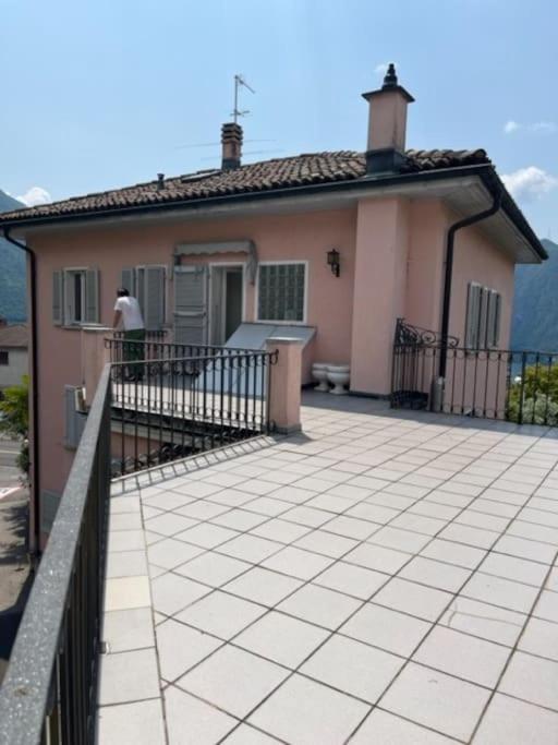 Sunny Apartment In Lugano Exterior photo